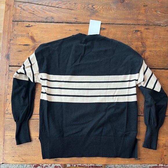 Black and Tan stripe crewneck sweater with split hem tunic length - Picture 4 of 7